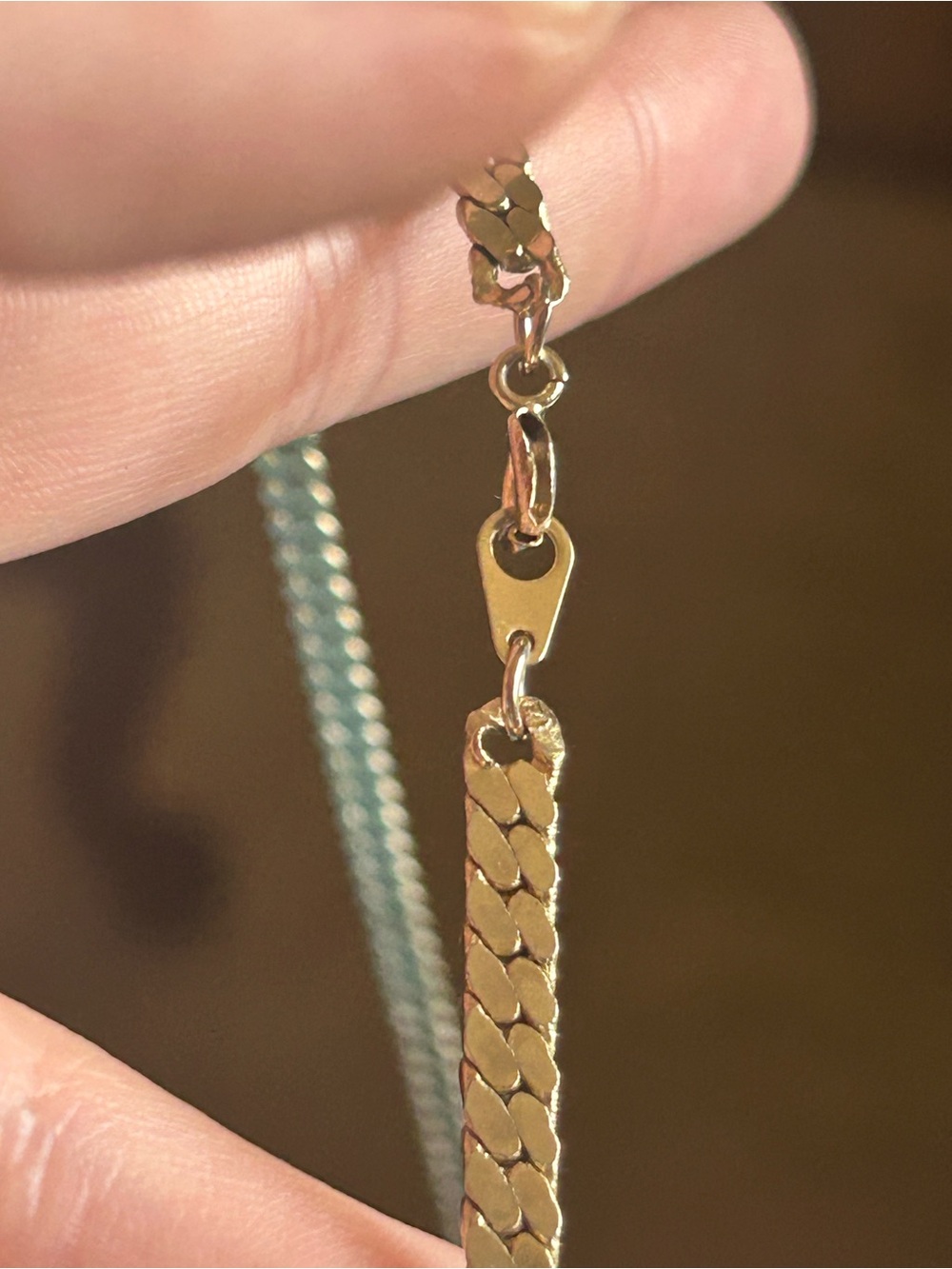 Vintage Gold Tone Flat Curb Chain Necklace - Timeless Women’s Jewelry 22 in - Picture 10 of 10